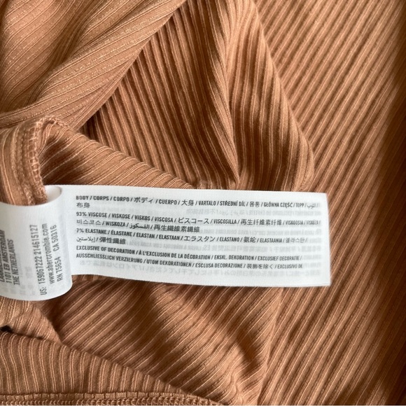 NWT Abercrombie & Fitch | Cut Out Asymmetric MIDI Dress XSp - Picture 13 of 14